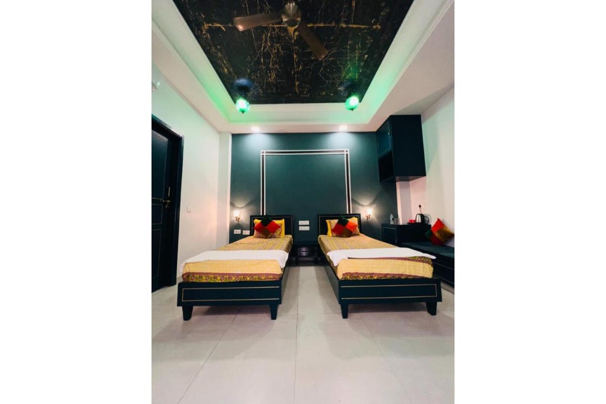 Shiv Kothi - Homestay Agra  Extérieur photo