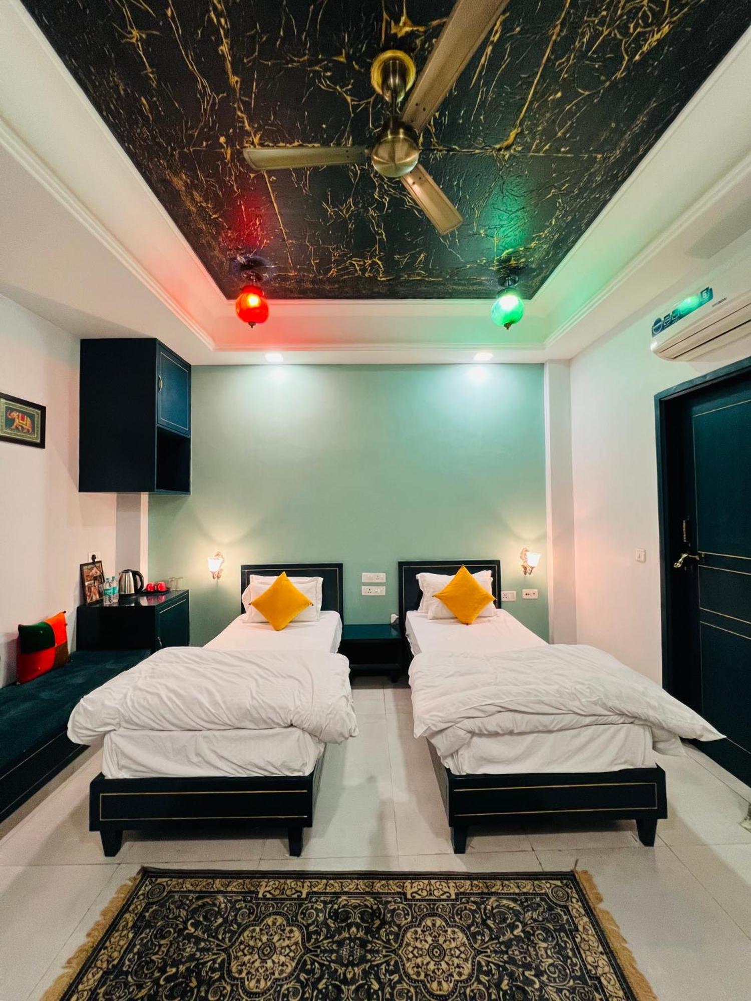Shiv Kothi - Homestay Agra  Extérieur photo