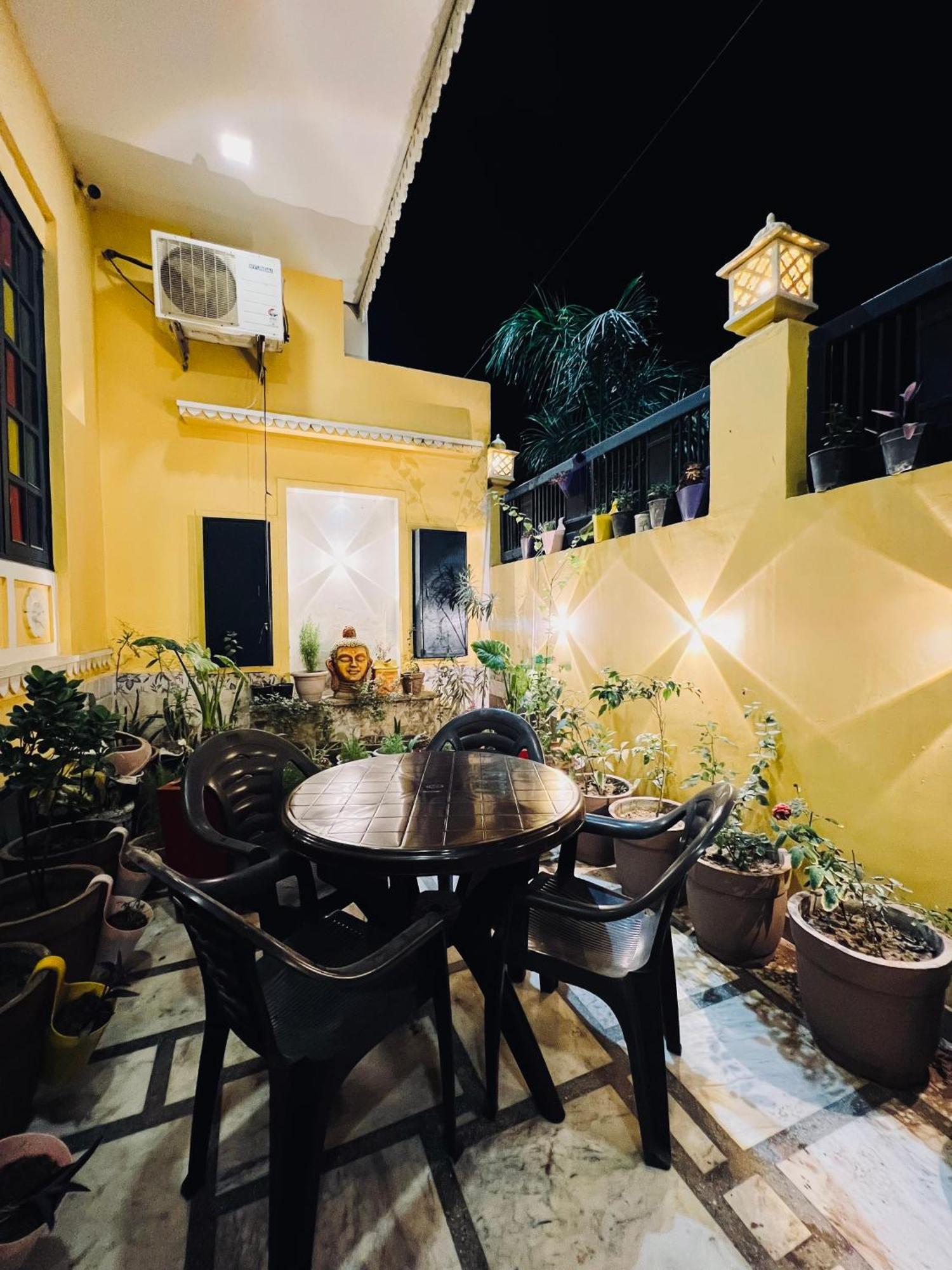 Shiv Kothi - Homestay Agra  Extérieur photo