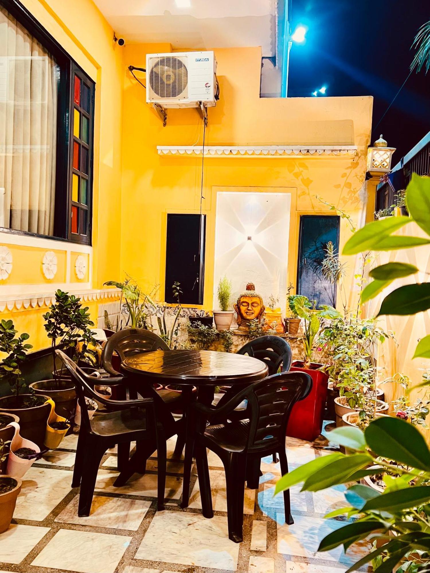 Shiv Kothi - Homestay Agra  Extérieur photo
