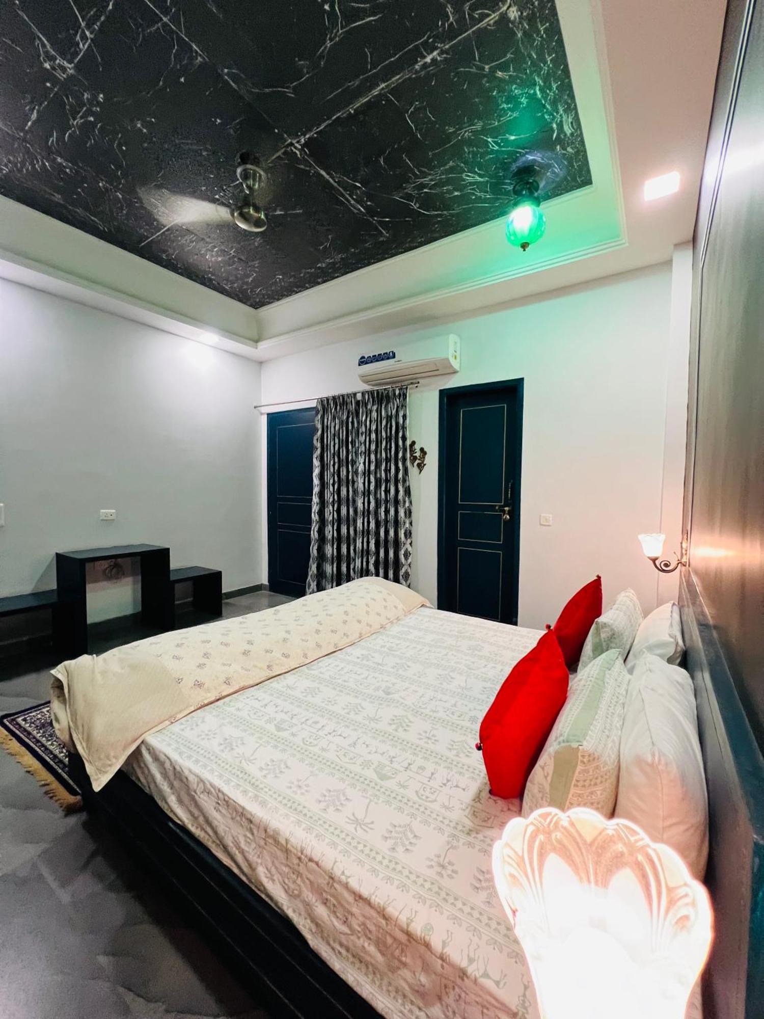 Shiv Kothi - Homestay Agra  Extérieur photo